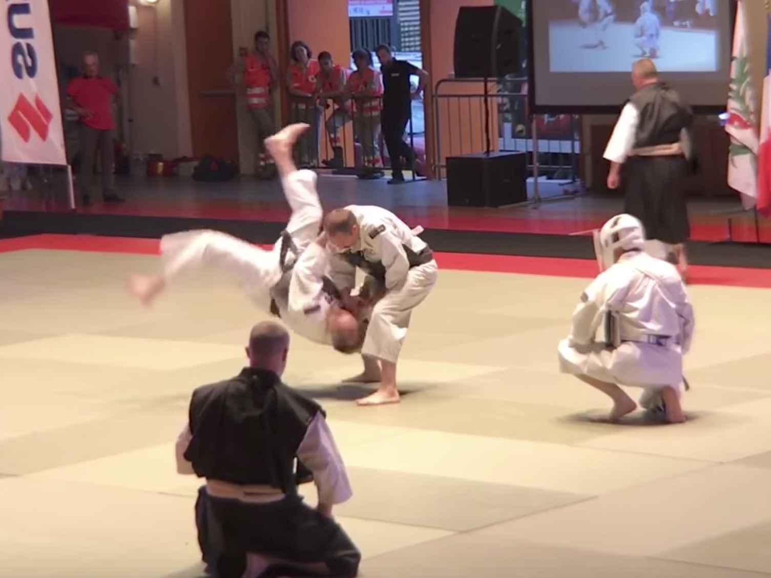 Le Shorinji Kempo en ouverture du Festival des Arts Martiaux de Nice